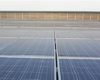 上海寶鋼-20MW- 彩鋼瓦屋頂圖片