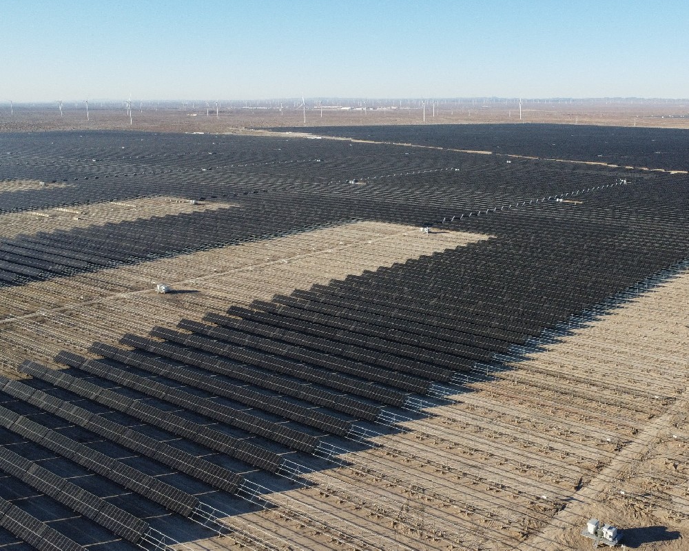 鋼邊框項目現(xiàn)場